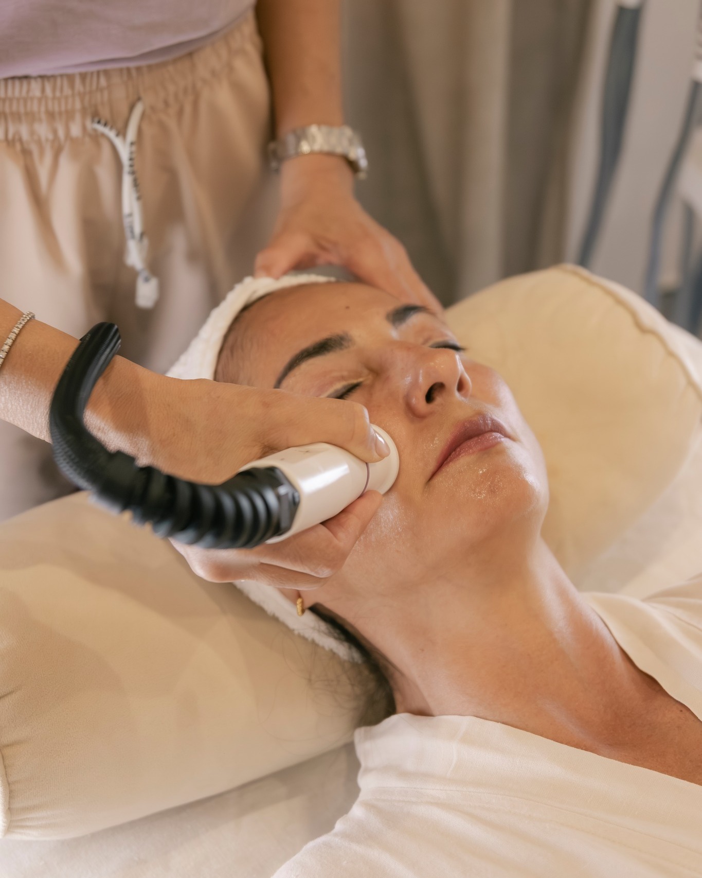 Descubre los beneficios de Hera en nuestro centro 🤍

Te esperamos en c/ Alemania 78, Las Palmas de GC.

-
#centroestetico #bienestar #laspalmasdegc