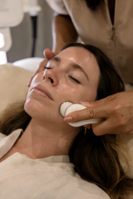 El mejor cuidado para tu piel lo tenemos aquí 🤍

Te esperamos en C/ Alemania 78, Las Palmas de GC.

#centroestetico #cuidadofacial #laspalmasdegrancanaria