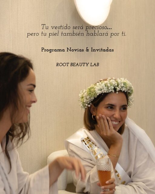 Tu vestido será precioso.
Pero tu piel también hablará por ti. 🤍

Cuando se acerca un día tan importante no solo piensas en el vestido, el maquillaje o el peinado. También quieres mirarte al espejo y sentirte espectacular.
Y eso también se planifica.

En Root Beauty Lab diseñamos el Programa Novias e Invitadas: un plan de tratamientos completamente personalizado según tu piel, tu cuerpo, tu fecha y tus objetivos.

3 meses antes empezamos la transformación real trabajando rostro y cuerpo con protocolos enfocados en luminosidad, firmeza, definición corporal y calidad de piel.

1 mes antes afinamos resultados, potenciamos tu piel y redefinimos los detalles para que llegues a tu gran día con seguridad. La semana previa damos los últimos retoques: drenaje, desinflamación, glow inmediato y descanso para que te mires al espejo y te reconozcas en tu mejor versión. 

Y no es solo para novias.
También diseñamos protocolos para invitadas, madrinas, hermanas, bridesmaids y mamás de la novia.

Porque cada mujer merece sentirse increíble en un día especial.

Tu boda es única.
Tu preparación también debería serlo.

Escríbenos por mensaje directo y agenda tu valoración personalizada. 🤍

📍 C/ Alemania 78, Las Palmas de GC
📞 608 900 350 · Lun–Vie 11:00–19:00
👉 Reserva en el enlace de la bio