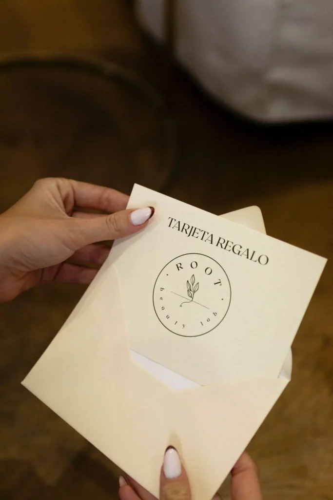 Tarjeta de regalo abierta